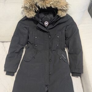 Women's Black Parka with Fur Trim